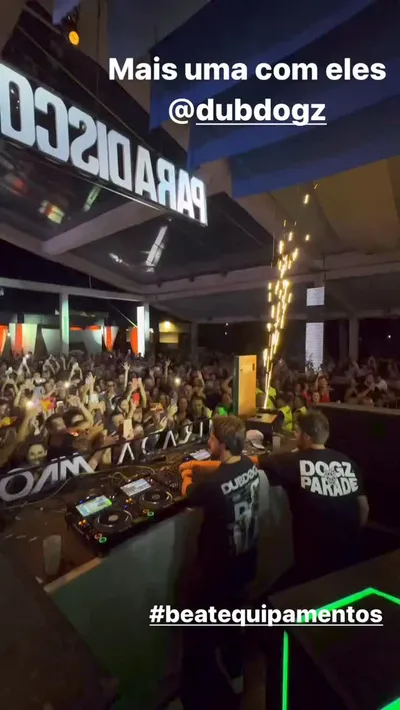 Story do Instagram: Dubdogz, Paradiso