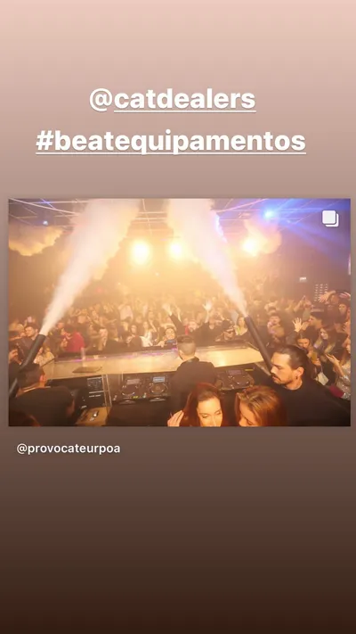 Story do Instagram: Cat Dealers, Provocateur POA